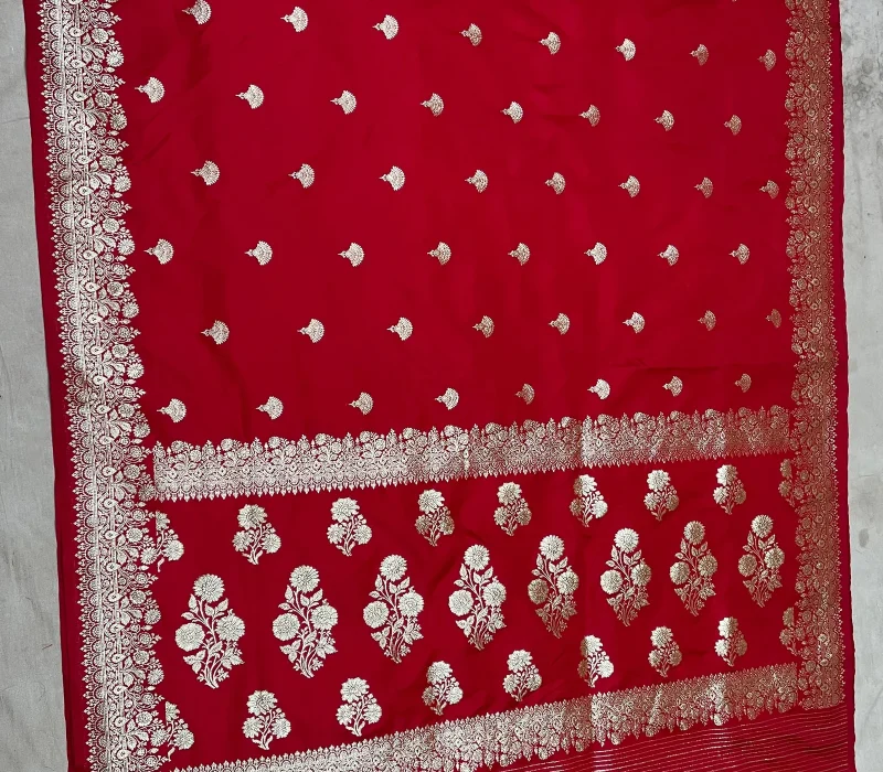 red-printed-saree_3e3cd62e